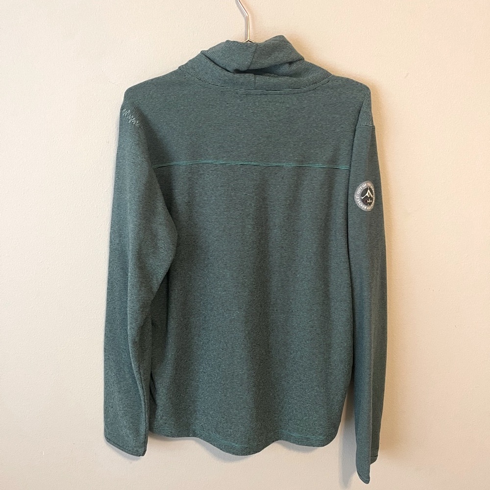 💚🧥 Chillaz Marmolata Patch Pullover Hoodie – Green Sweater 🧥💚 - Picture 2 of 5